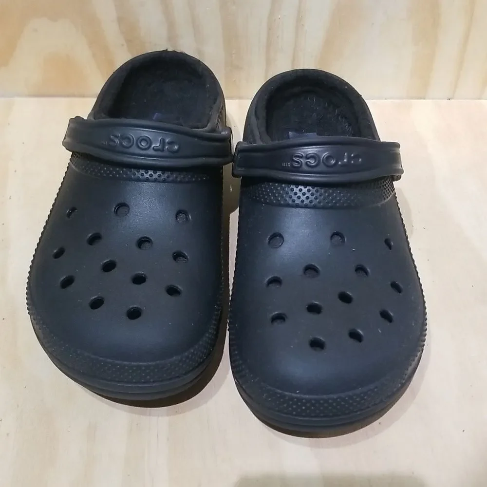 Crocs Men's Black Clogs Size Men's size 10,Wmn's Size 12